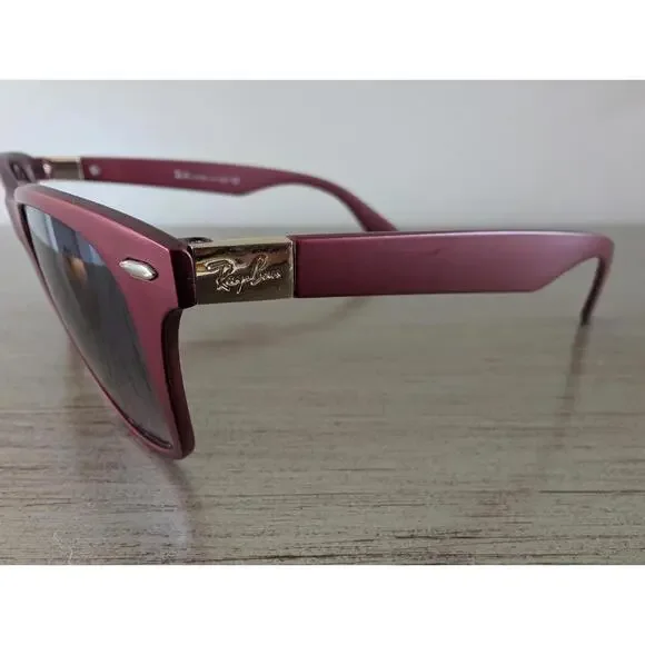 Ray-Ban Wayfarer Liteforce Sunglasses R4195 52[]20 Red - Picture 3 of 5